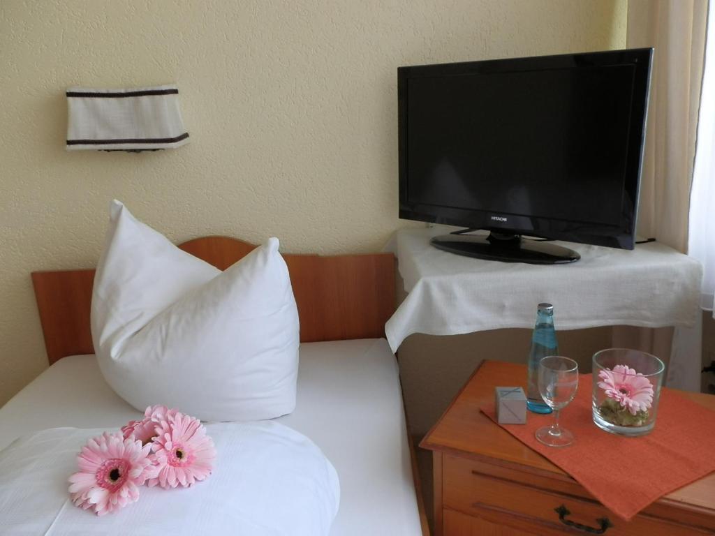 Landhotel Loewen Blumberg Cameră foto
